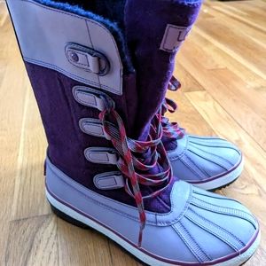 UGG snow boot women's size 7